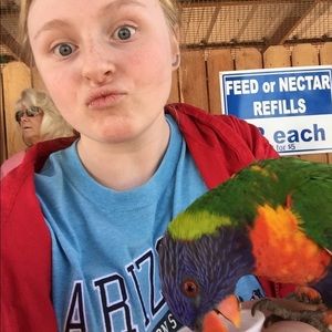 Meet your Posher, Samantha